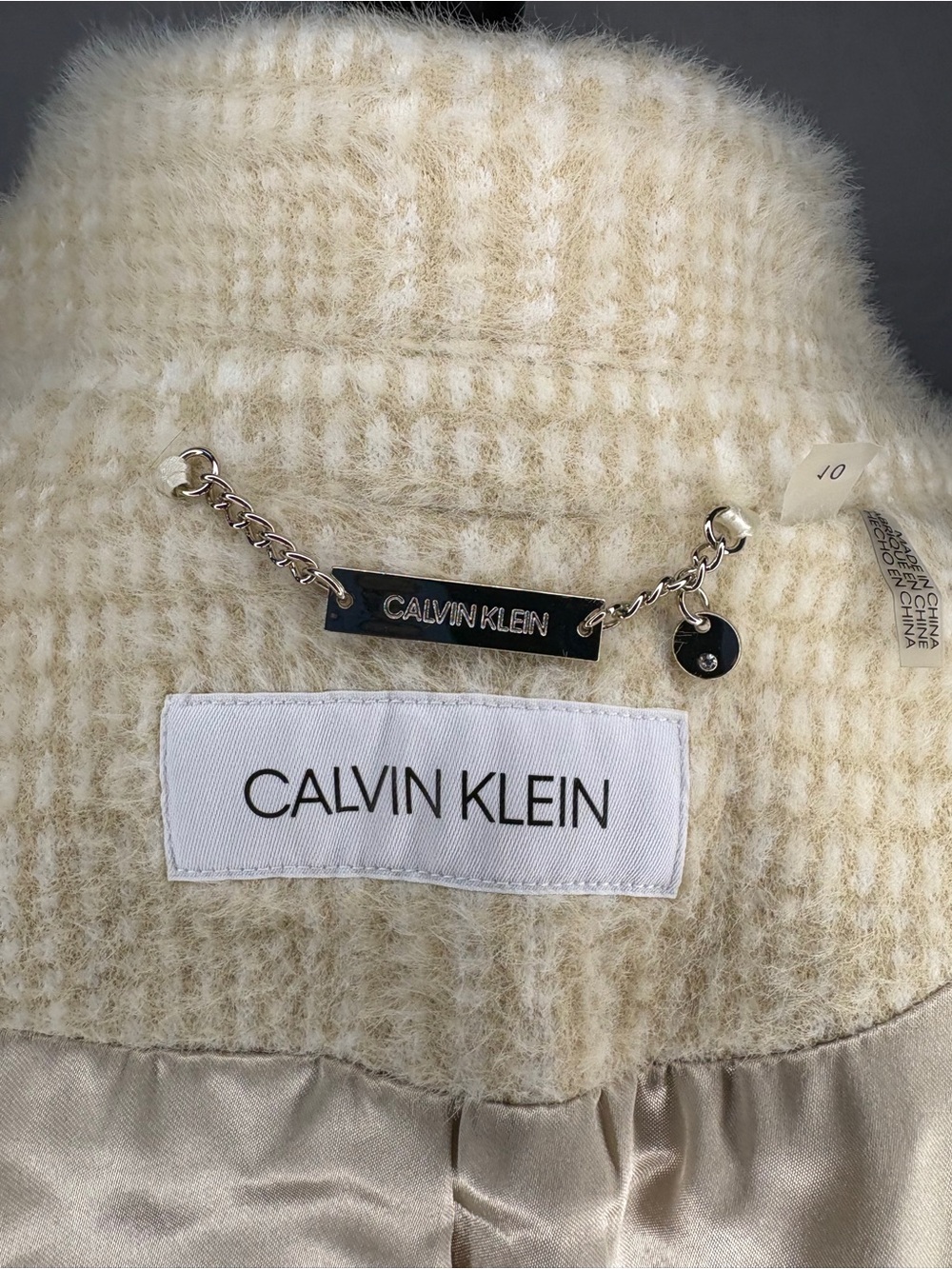 Calvin Klein Cream Plaid Long Coat Women’s Size 10 - Picture 6 of 9